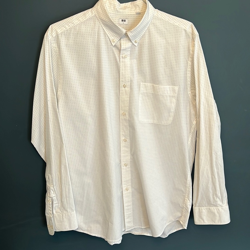 Uniqlo Size L white and navy blue dot dress shirts